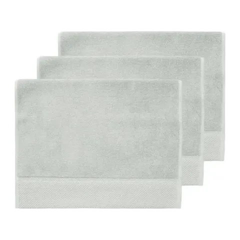 Serviette invité personnalisée brodée à Paris, coloris gris perle (modèle Beaubourg, 100 % coton peigné zero-twist)