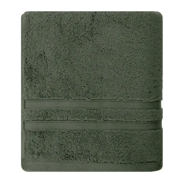 Serviette de bain personnalisée brodée à Paris, coloris eucalyptus (modèle Royale, 80 % coton peigné · 20 % modal)