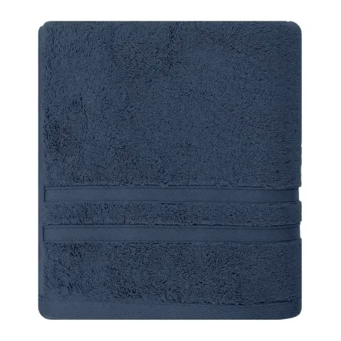 Serviette de bain personnalisée brodée à Paris, coloris indigo (modèle Royale, 80 % coton peigné · 20 % modal)